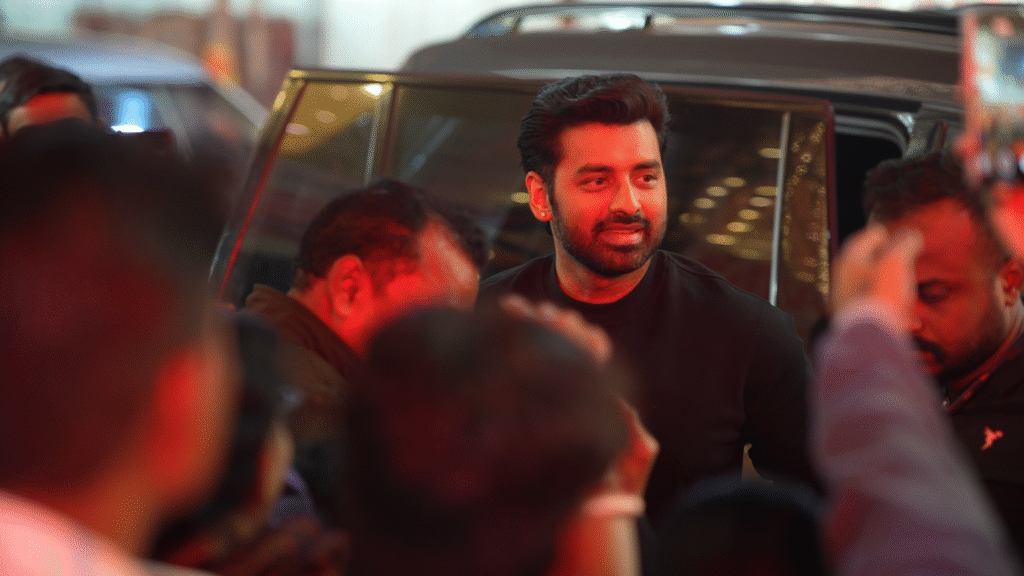 Sequence 01.00_00_03_11.Still002